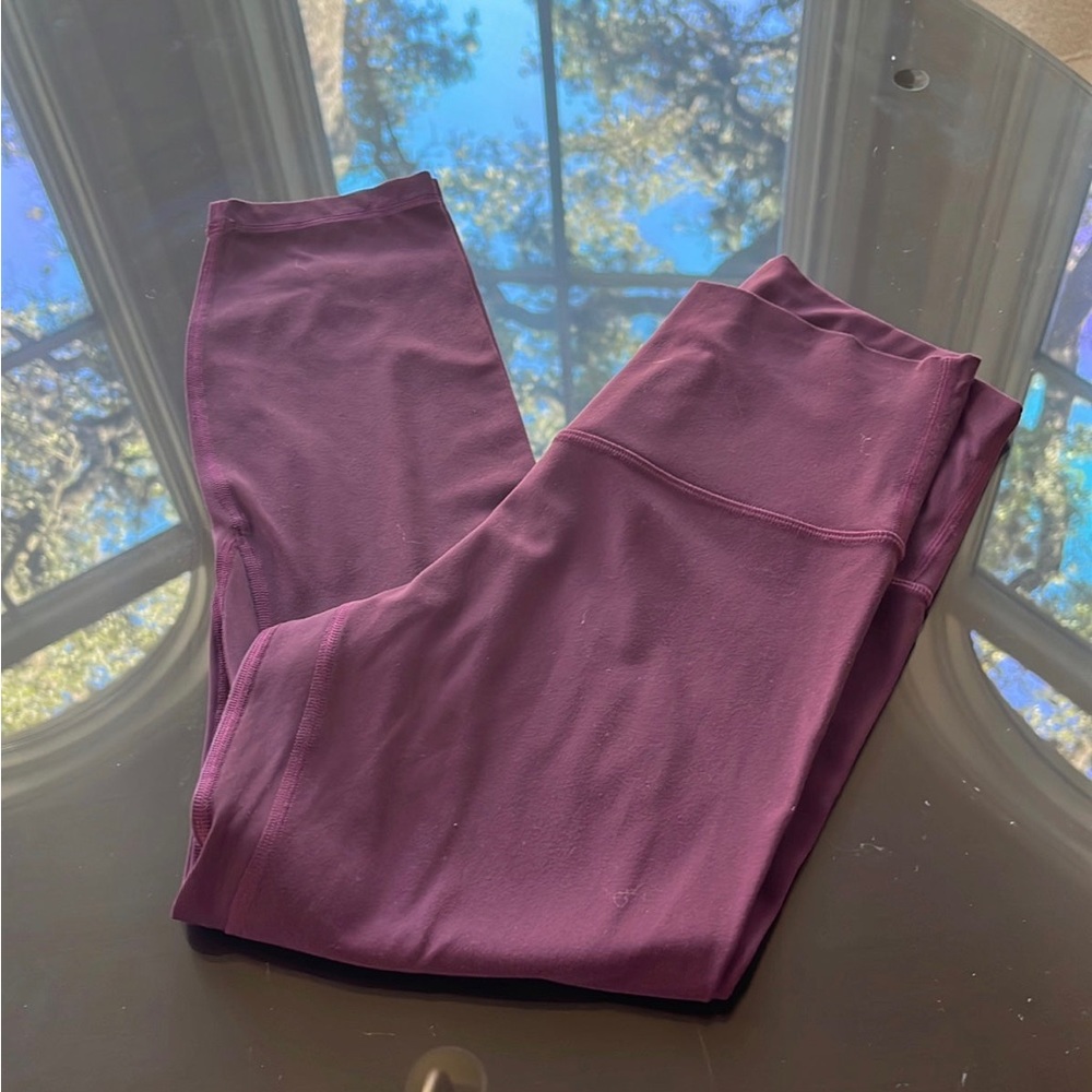 Lululemon Align Cropped Leggings Burgundy Color Sz 6. 21“